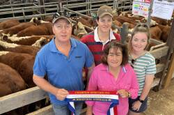 John and Liz Craig and their children Sam and Maggie Craig, Inverell Herefords, Hamilton, sold 160 Hereford steers at the Hamilton weaner sale.
