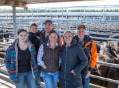 Andi, Finn, Ben, Alicia, Sandee and Colin Rentsch, Dartmoor, Vic, sold 32, 253kg, PCAS Angus steers at $850 or $3.36/kg. Picture by Jacqui Bateman